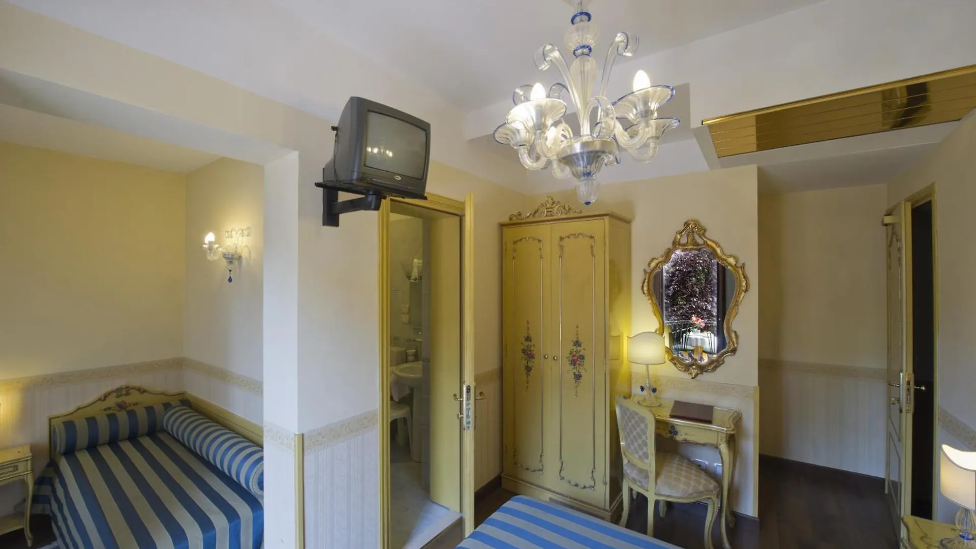 Hotel Villa Edera Венеция-Лидо