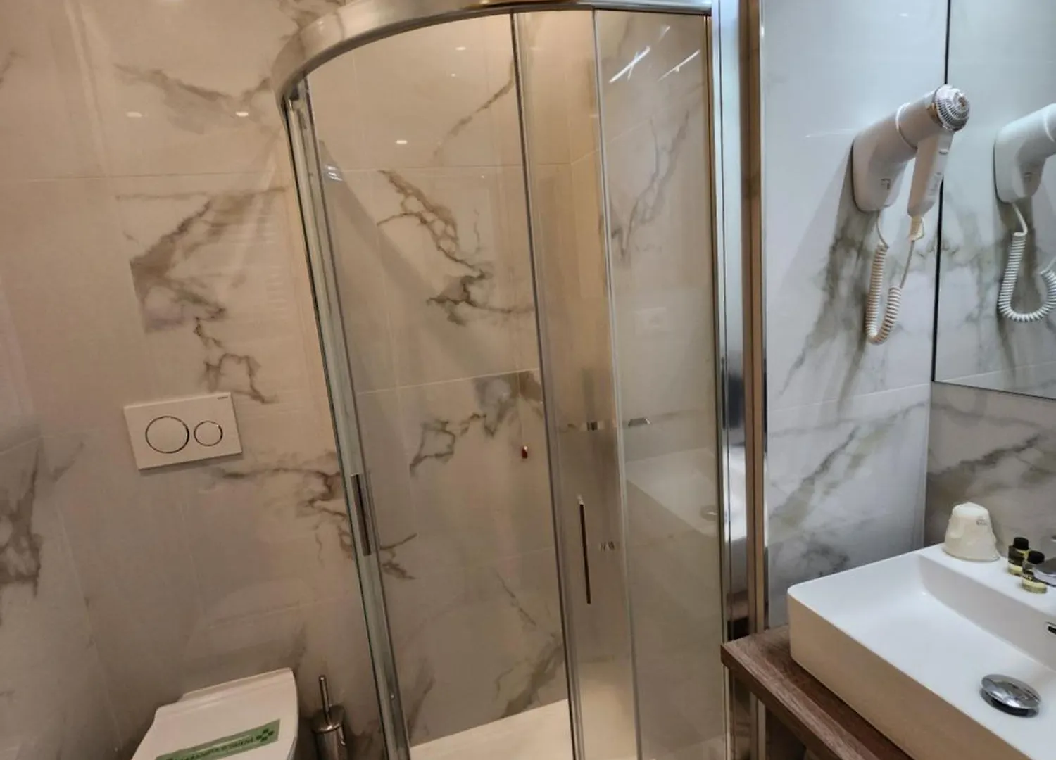 Hotel Villa Edera Венеция-Лидо 3*,