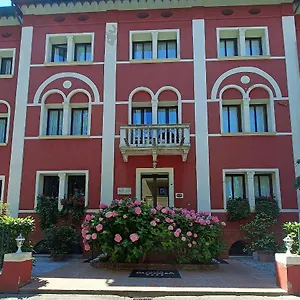 Pannonia Hotel